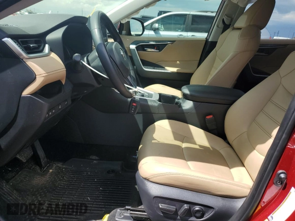 2024 Toyota RAV4 Hybrid XLE Premium z VIN JTMB6RFV5RD127315, wystawiony jako Copart lot #60001705 z przebiegiem 11 454 mil mil oraz Szkoda całkowita • Salvage title. Historia ofert i sprzedaży dostępna na DreamBid. Obrazek 7.