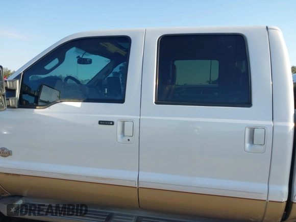 2012 Ford F-250 XL z VIN 1FT7W2BT1CEA55726, wystawiony jako IAAI lot #41623695 z przebiegiem 166 571 mil mil oraz . Historia ofert i sprzedaży dostępna na DreamBid. Obrazek 14.