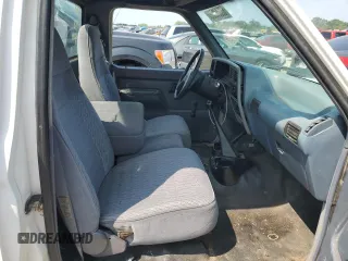 1992 Ford Ranger with VIN 1FTCR10A2NUB87548, listed as a Copart auction lot 60536035 with 1,884 mi miles and Salvage title. Bid and sale history available at DreamBid. Image 10.