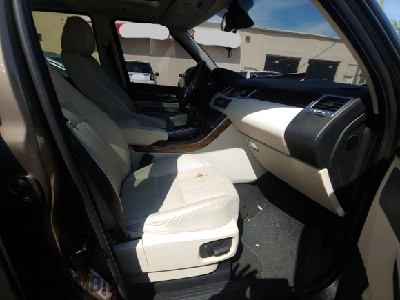 2012 Land Rover Range Rover Sport HSE Lux z VIN SALSK2D41CA746752, wystawiony jako Copart lot #53968505 z przebiegiem 134 228 mil mil oraz Tytuł czysty. Historia ofert i sprzedaży dostępna na DreamBid. Obrazek 5.