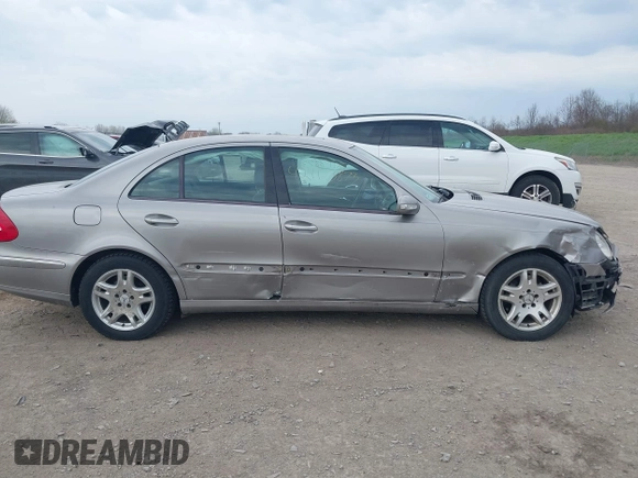 2006 Mercedes-Benz E 350 with VIN WDBUF56J96A760880, listed as a IAAI auction lot 42113873 with 7,298 mi miles and . Bid and sale history available at DreamBid. Image 14.