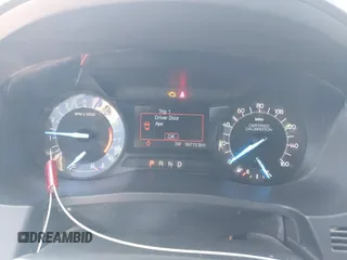 2017 Ford Police Interceptor Utility z VIN 1FM5K8ATXHGE30575, wystawiony jako IAAI lot #42070293 z przebiegiem 99 712 mil mil oraz . Historia ofert i sprzedaży dostępna na DreamBid. Obrazek 7.