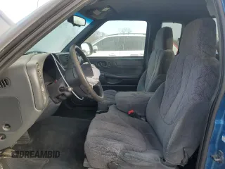 2000 GMC Sonoma SLS w/1SF Pkg with VIN 1GTCS1951Y8177018, listed as a Copart auction lot 41595295 with 117,167 mi miles and Salvage Title. Bid and sale history available at carsss.com. Image 7.