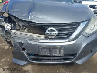 2016 Nissan Altima 2.5 SL with VIN 1N4AL3AP4GC199187, listed as a IAAI auction lot 42050610 with 205,174 mi miles. Bid and sale history available at carsss.com. Image 15.