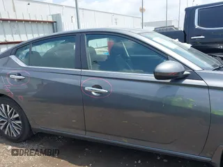 2024 Nissan Altima SV z VIN 1N4BL4DV0RN400448, wystawiony jako IAAI lot #42087763 z przebiegiem 8 749 mil mil oraz . Historia ofert i sprzedaży dostępna na DreamBid. Obrazek 14.