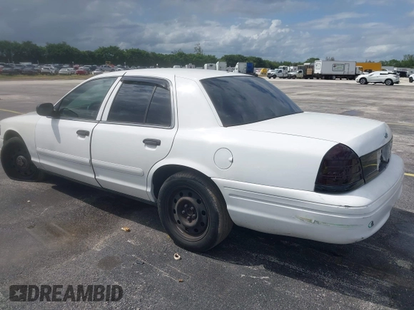 2008 Ford Police Interceptor with VIN 2FAHP71V88X170398, listed as a IAAI auction lot 41993972 with Not provided miles and . Bid and sale history available at DreamBid. Image 3.