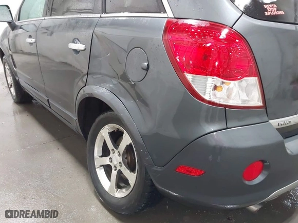 2012 Chevrolet Captiva Sport Fleet LTZ with VIN 3GNFL4E5XCS588328, listed as a IAAI auction lot 42001836 with 123,310 mi miles. Bid and sale history available at carsss.com. Image 6.
