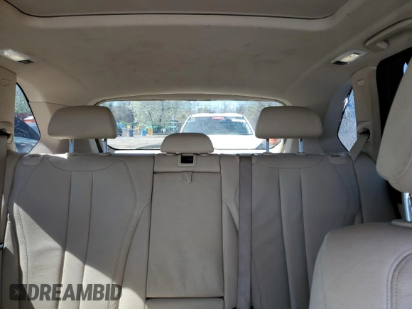 2014 BMW X5 xDrive35i with VIN 5UXKR0C58E0C27855, listed as a Copart auction lot 52254595 with 134,259 mi miles and Clean Title. Bid and sale history available at carsss.com. Image 10.
