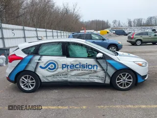 2015 Ford Focus SE with VIN 1FADP3K29FL289504, listed as a IAAI auction lot 41963365 with Not Provided miles. Bid and sale history available at carsss.com. Image 13.