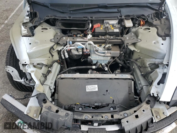 2018 Tesla Model 3 Long Range Battery z VIN 5YJ3E1EA5JF053673, wystawiony jako Copart lot #53091445 z przebiegiem 60 849 mil mil oraz Szkoda całkowita • Salvage title. Historia ofert i sprzedaży dostępna na DreamBid. Obrazek 11.