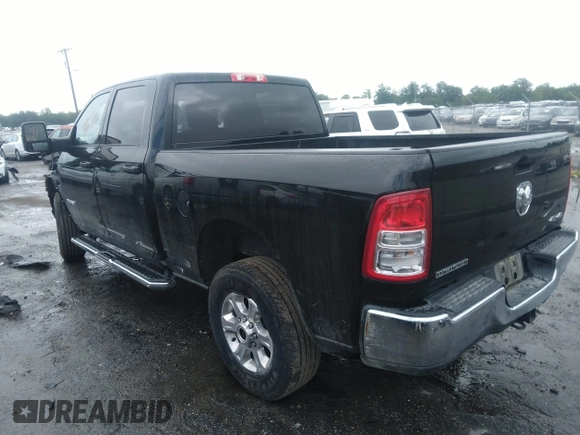 2024 Ram 2500 Big Horn z VIN 3C6UR5DJ6RG303615, wystawiony jako IAAI lot #42648825 z przebiegiem 35 078 mil mil oraz . Historia ofert i sprzedaży dostępna na DreamBid. Obrazek 3.