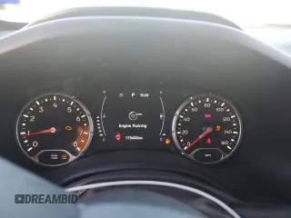 2018 Jeep Renegade Sport with VIN ZACCJAABXJPG98211, listed as a Copart auction lot 46820065 with 175,400 mi miles and Salvage Title. Bid and sale history available at DreamBid. Image 9.