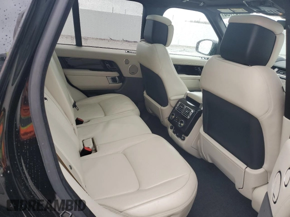 2018 Land Rover Range Rover с VIN SALGS2RE8JA395424, выставлен на аукционе Copart как лот 86321734 с пробегом 70 128 миль миль и Списание • Salvage title. История ставок и продаж доступна на DreamBid. Изображение 11.