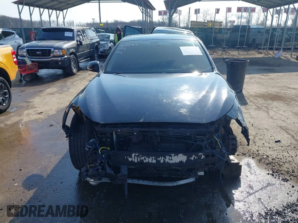 2018 Infiniti Q50 3.0t LUXE with VIN JN1EV7AP1JM590282, listed as a IAAI auction lot 41701763 with 111,318 mi miles. Bid and sale history available at carsss.com. Image 13.