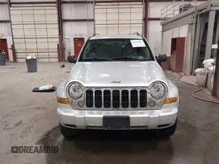 2007 Jeep Liberty Limited z VIN 1J4GL58K27W510747, wystawiony jako IAAI lot #42313014 z przebiegiem 197 188 mil mil oraz . Historia ofert i sprzedaży dostępna na DreamBid. Obrazek 12.