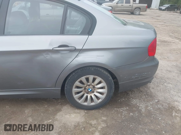 2009 BMW 3 Series 328i xDrive with VIN WBAPK73559A457612, listed as a IAAI auction lot 42206875 with 138,232 mi miles and . Bid and sale history available at DreamBid. Image 6.