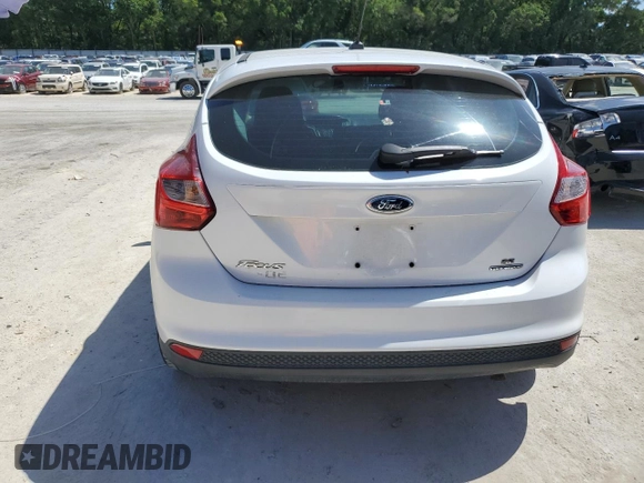 2014 Ford Focus SE with VIN 1FADP3K25EL224700, listed as a Copart auction lot 55314955 with 124,789 mi miles and Clean Title. Bid and sale history available at carsss.com. Image 6.
