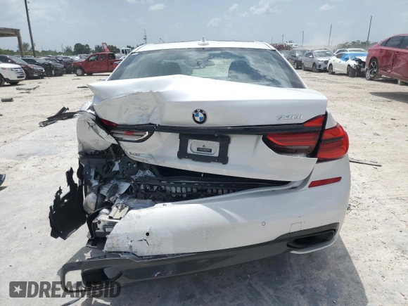 2019 BMW 7 Series 740i with VIN WBA7E2C57KB218038, listed as a Copart auction lot 77892043 with 51,471 mi miles. Bid and sale history available at carsss.com. Image 6.