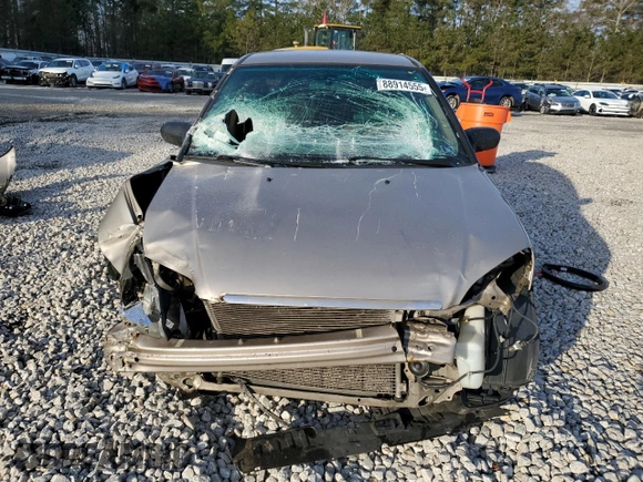 2002 Honda Civic LX with VIN 2HGES16502H605130, listed as a Copart auction lot 88914555 with 131,339 mi miles and Salvage Title. Bid and sale history available at DreamBid. Image 5.
