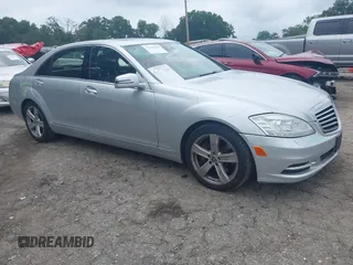 2010 Mercedes-Benz S 550 with VIN WDDNG8GB8AA314195, listed as a IAAI auction lot 42501956 with 193,780 mi miles and . Bid and sale history available at DreamBid. Image 1.