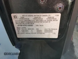 2000 GMC New Sierra 1500 SLE with VIN 2GTEK19T8Y1220957, listed as a Copart auction lot 47349405 with 145,039 mi miles and Salvage Title. Bid and sale history available at carsss.com. Image 12.