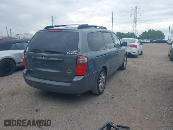 2008 Kia Sedona LX with VIN KNDMB233686212813, listed as a IAAI auction lot 42250476 with 198,111 mi miles and . Bid and sale history available at DreamBid. Image 4.