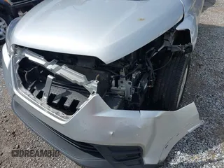 2018 Nissan Kicks SV с VIN 3N1CP5CU1JL515911, выставлен на аукционе IAAI как лот 42352777 с пробегом 50 917 миль миль и . История ставок и продаж доступна на DreamBid. Изображение 6.
