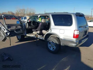 2001 Toyota 4Runner SR5 with VIN JT3HN86R010327920, listed as a IAAI auction lot 41676814 with 1 mi miles. Bid and sale history available at carsss.com. Image 3.