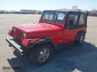 1995 Jeep Wrangler S with VIN 1J4FY19P5SP286845, listed as a IAAI auction lot 42028886 with 155,841 mi miles. Bid and sale history available at carsss.com. Image 2.