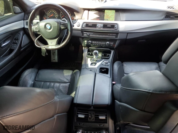 2013 BMW M5 with VIN WBSFV9C55DC772482, listed as a Copart auction lot 52575345 with 173,513 mi miles and Clean Title. Bid and sale history available at carsss.com. Image 8.