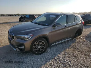 2020 BMW X1 sDrive28i with VIN WBXJG7C06L5P19686, listed as a Copart auction lot 44683535 with 54,083 mi miles and Salvage Title. Bid and sale history available at carsss.com. Image 1.