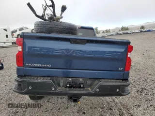 2020 Chevrolet Silverado 1500 LT with VIN 1GCRYDED7LZ312027, listed as a Copart auction lot 45912325 with 42,282 mi miles and Salvage Title. Bid and sale history available at carsss.com. Image 6.