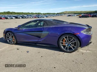 2018 McLaren 570S z VIN SBM13FAA8JW005006, wystawiony jako Copart lot #59641834 z przebiegiem 38 683 mil mil oraz Szkody całkowita. Historia ofert i sprzedaży dostępna na DreamBid. Obrazek 2.