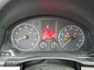 2009 Volkswagen Rabbit S z VIN WVWBA71K79W128373, wystawiony jako Copart lot #72429924 z przebiegiem 199 263 mil mil oraz Szkoda całkowita • Salvage title. Historia ofert i sprzedaży dostępna na DreamBid. Obrazek 9.