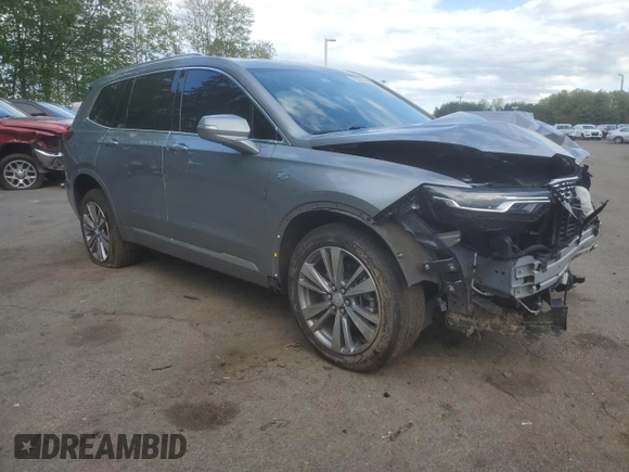2025 Cadillac XT6 AWD Premium Luxury z VIN 1GYKPDRS8SZ118323, wystawiony jako Copart lot #56156145 z przebiegiem 12 406 mil mil oraz Tytuł czysty. Historia ofert i sprzedaży dostępna na DreamBid. Obrazek 4.
