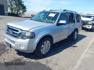 2014 Ford Expedition Limited с VIN 1FMJU2A5XEEF32568, выставлен на аукционе IAAI как лот 42316084 с пробегом Не указан миль и . История ставок и продаж доступна на DreamBid. Изображение 16.