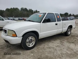 2001 GMC Sonoma SLS w/1SF Pkg with VIN 1GTCS195018191658, listed as a Copart auction lot 50016855 with 125,995 mi miles and Clean Title. Bid and sale history available at carsss.com. Image 1.