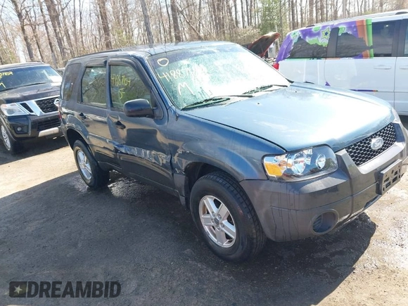 2006 Ford Escape XLS with VIN 1FMYU02Z06KA68584, listed as a IAAI auction lot 41887104 with 257,855 mi miles and . Bid and sale history available at DreamBid. Image 1.