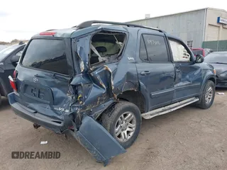 2006 Toyota Sequoia SR5 with VIN 5TDBT44A46S272938, listed as a IAAI auction lot 40974081 with 250,478 mi miles and . Bid and sale history available at DreamBid. Image 4.