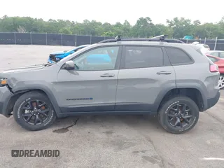 2019 Jeep Cherokee Latitude с VIN 1C4PJMCX3KD448868, выставлен на аукционе IAAI как лот 42372229 с пробегом 51 921 миль миль и . История ставок и продаж доступна на DreamBid. Изображение 14.