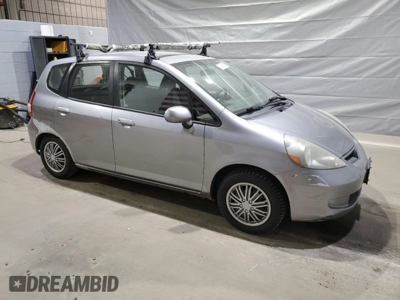 2008 Honda Fit z VIN JHMGD37438S039273, wystawiony jako Copart lot #53406635 z przebiegiem 444 638 mil mil oraz Czysty tytuł • Clean title. Historia ofert i sprzedaży dostępna na DreamBid. Obrazek 4.