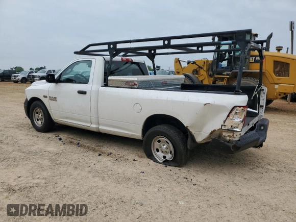 2018 Ram 1500 Tradesman z VIN 3C6JR6DT9JG291605, wystawiony jako Copart lot #51995945 z przebiegiem 83 946 mil mil oraz Szkoda całkowita • Salvage title. Historia ofert i sprzedaży dostępna na DreamBid. Obrazek 2.