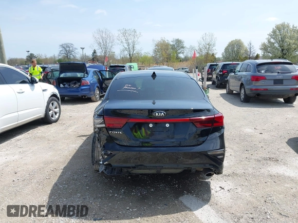 2021 Kia Forte LXS z VIN 3KPF24AD7ME393313, wystawiony jako IAAI lot #42127977 z przebiegiem 44 943 mil mil oraz . Historia ofert i sprzedaży dostępna na DreamBid. Obrazek 16.