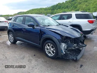 2019 Mazda CX-3 Sport z VIN JM1DKFB79K1458769, wystawiony jako IAAI lot #42214341 z przebiegiem 73 581 mil mil oraz . Historia ofert i sprzedaży dostępna na DreamBid. Obrazek 1.