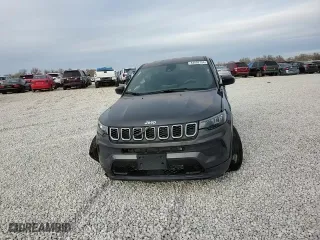 2024 Jeep Compass Sport with VIN 3C4NJDAN0RT170296, listed as a Copart auction lot 84898754 with 8,933 mi miles and Salvage Title. Bid and sale history available at carsss.com. Image 12.