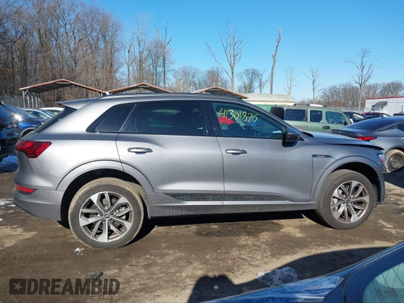 2021 Audi e-tron Premium Plus with VIN WA1LAAGE3MB005876, listed as a IAAI auction lot 41301875 with 37,017 mi miles and . Bid and sale history available at DreamBid. Image 13.