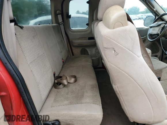 2003 Ford F-150 XL с VIN 1FTRX17W23NB83329, выставлен на аукционе Copart как лот 58077885 с пробегом 319 270 миль миль и Списание • Salvage title. История ставок и продаж доступна на DreamBid. Изображение 10.