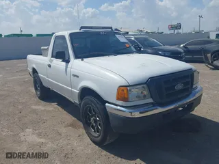2005 Ford Ranger XL with VIN 1FTYR10U05PA40322, listed as a IAAI auction lot 41891401 with 230,985 mi miles. Bid and sale history available at carsss.com. Image 1.