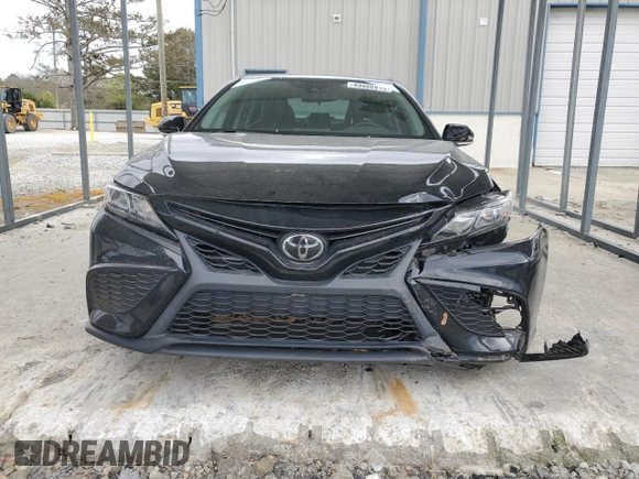 2022 Toyota Camry SE with VIN 4T1G11AK4NU631251, listed as a Copart auction lot 49488915 with 67,900 mi miles and Salvage Title. Bid and sale history available at carsss.com. Image 5.