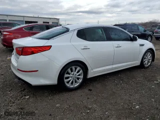 2015 Kia Optima EX with VIN 5XXGN4A77FG393649, listed as a Copart auction lot 50145995 with 158,779 mi miles and Salvage Title. Bid and sale history available at carsss.com. Image 3.